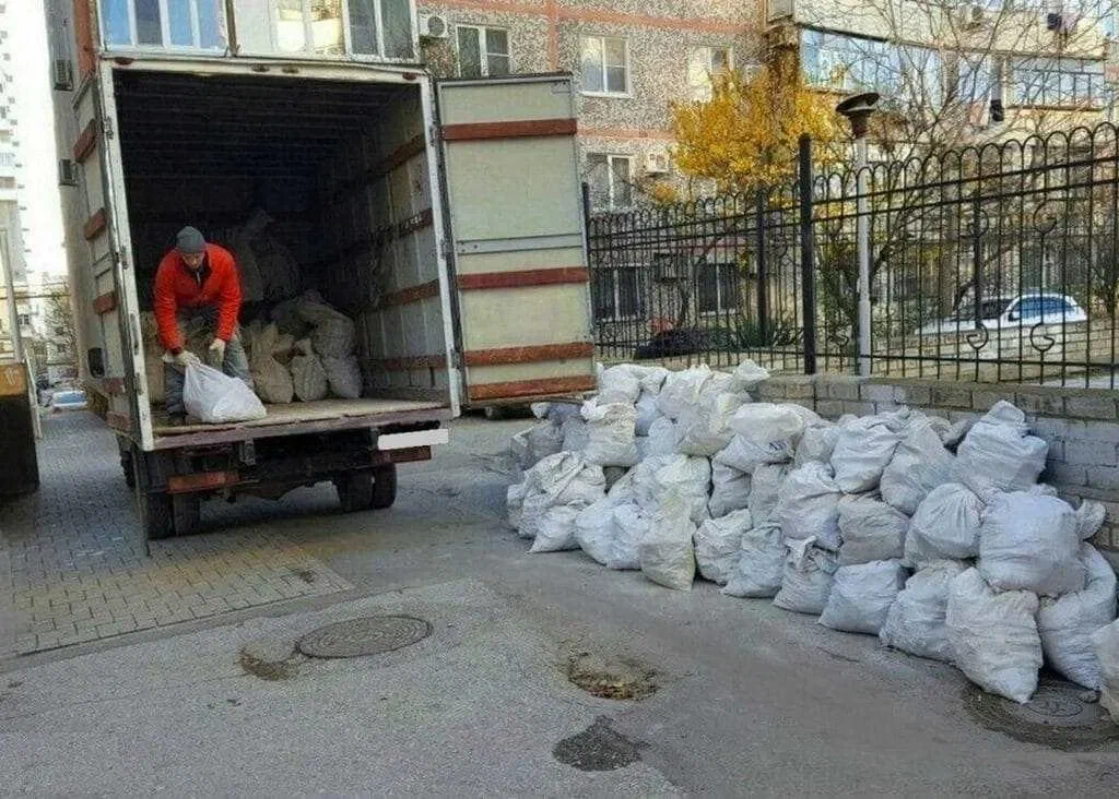 Вывоз мусора после переезда в Ухте в октябре