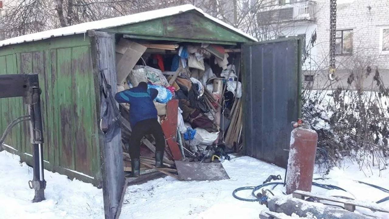 Вывоз мусора из гаража с гарантией чистоты в Ухте в октябре